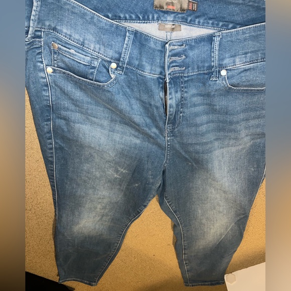 TORRID SZ18 xtra short skinny jegging - Picture 7 of 8